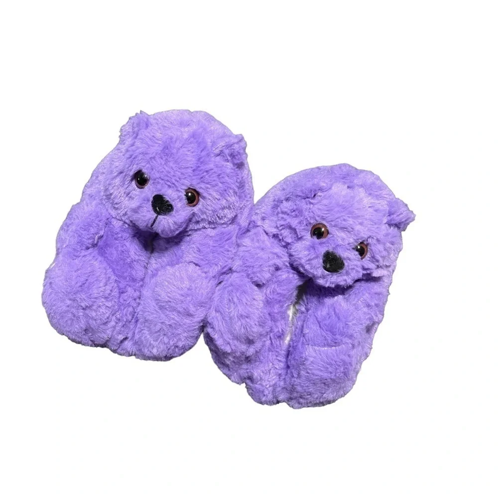 PLUSH teddy bear slippers. Lavender. NWOT. Approximately 5-6 little girls